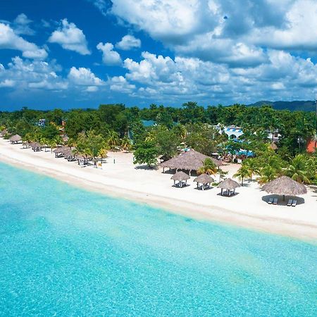 Beaches Negril Resort And Spa Exterior photo