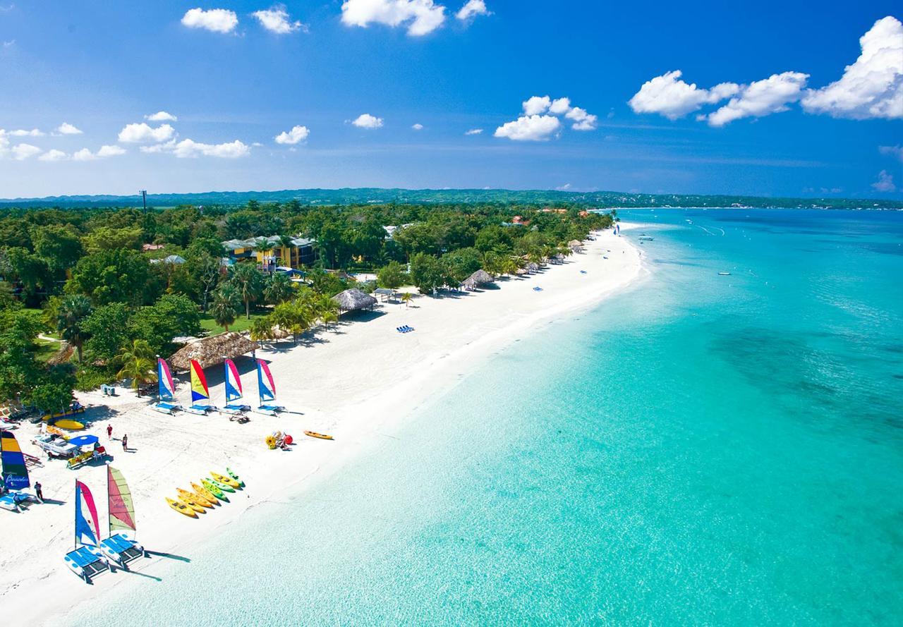 Beaches Negril Resort And Spa Exterior photo